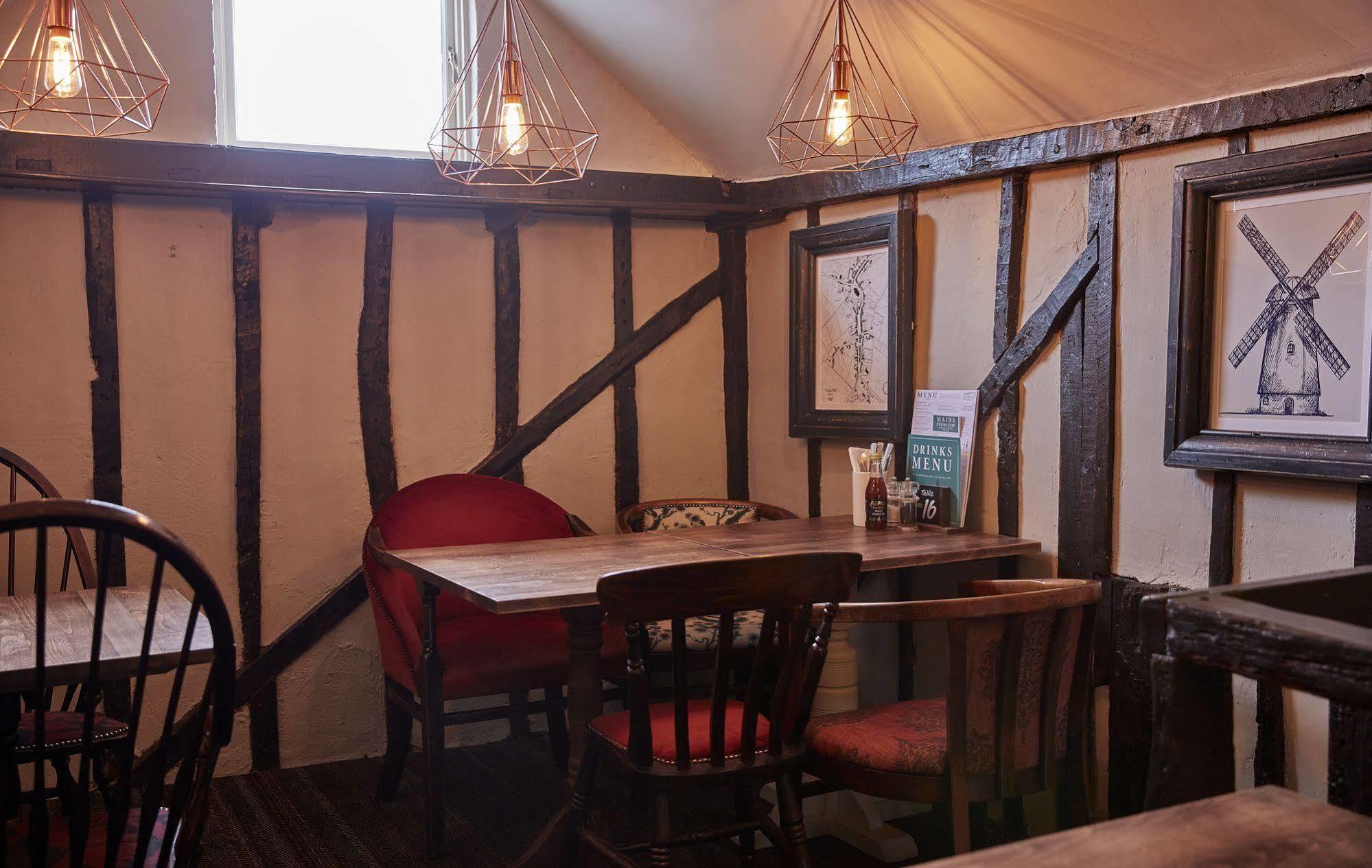 Swan Hotel By Greene King Inns Thaxted エクステリア 写真